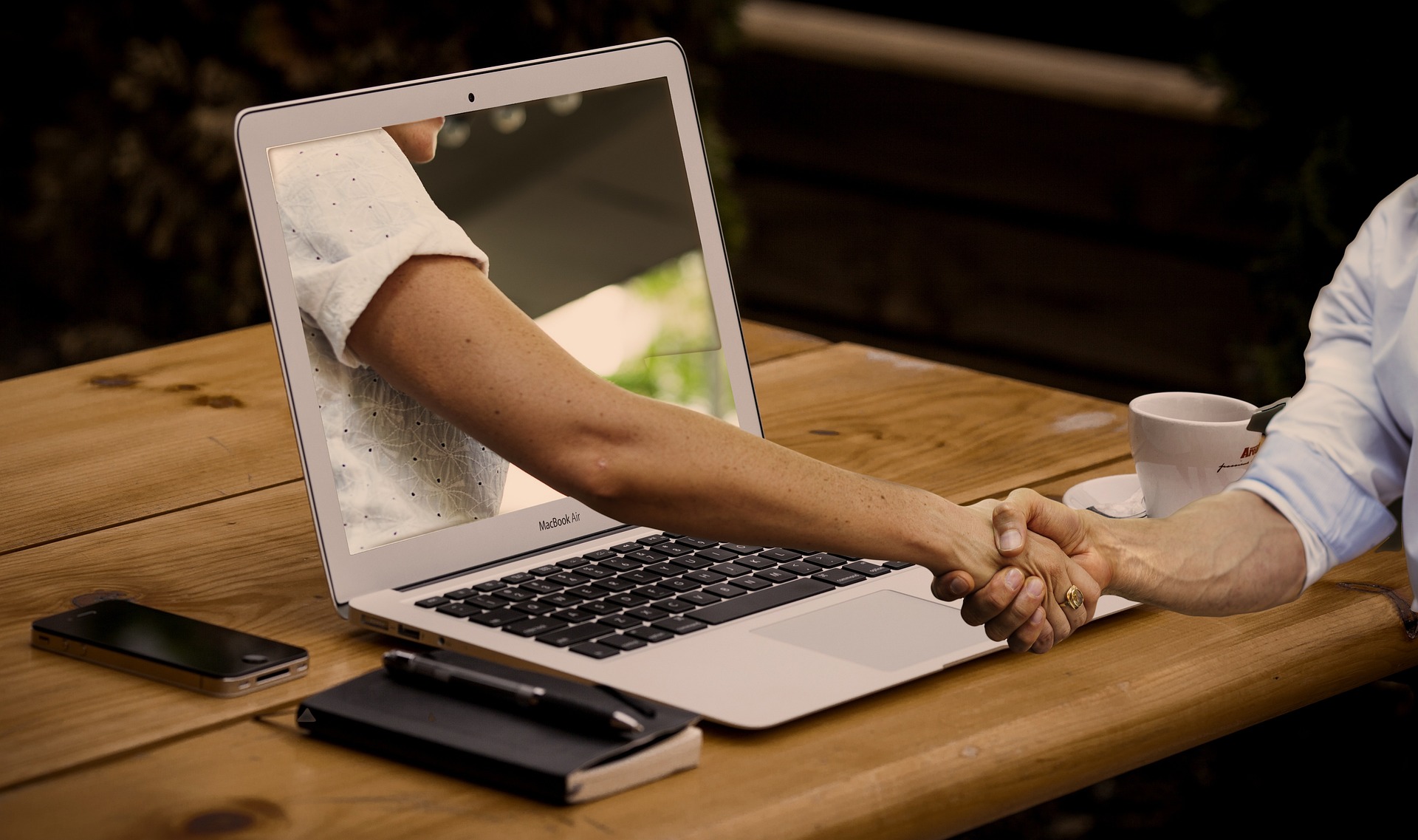 SaaS founders, investors, and co-founders building opportunities together